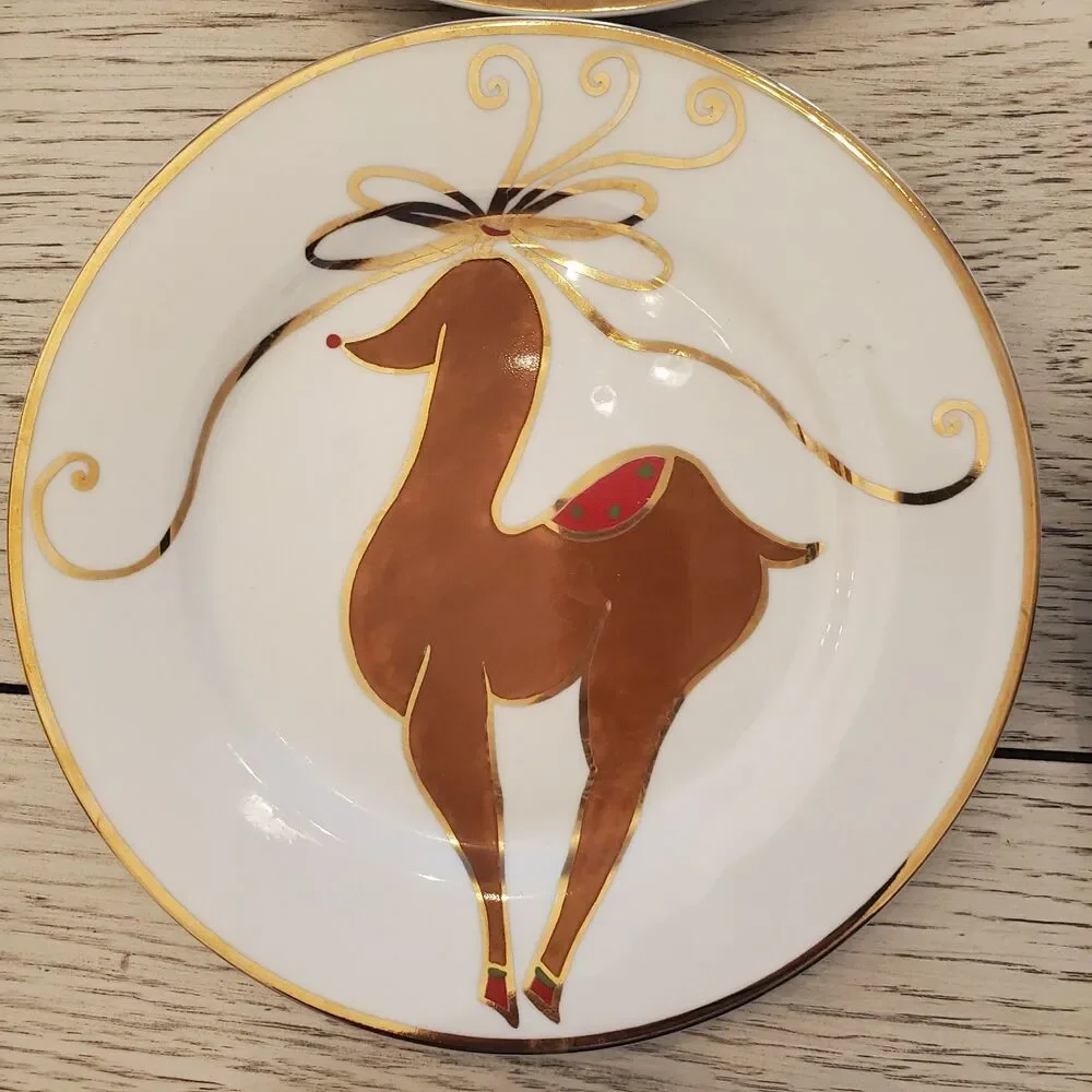 Pier 1 Christmas Gold Rim Dessert/Appetizer Plates Star Tree Ornament Reindeer 4